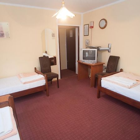 Hotel Extra Lion Md Ni エクステリア 写真